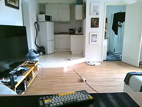 mihaimichael online show from July 9, 2026, 11:03 am