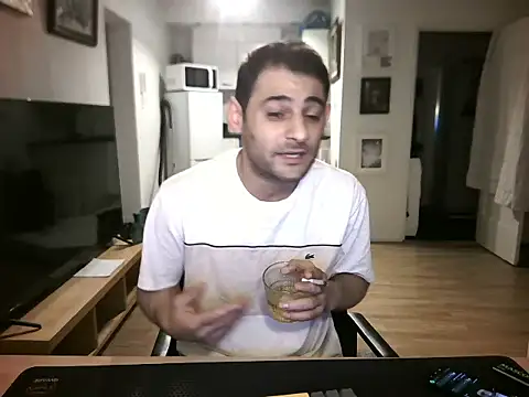 mihaimichael online show from July 16, 2026, 9:54 pm