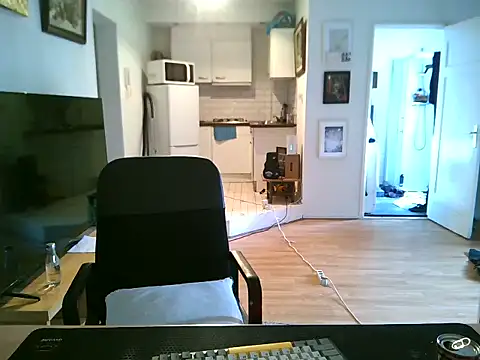 mihaimichael online show from July 18, 2026, 2:10 pm