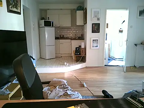 mihaimichael online show from July 21, 2026, 1:57 pm