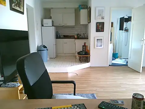 mihaimichael online show from July 25, 2026, 2:25 pm