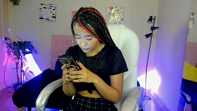 keyla roberts777 online show from December 4, 2024, 7:56 pm
