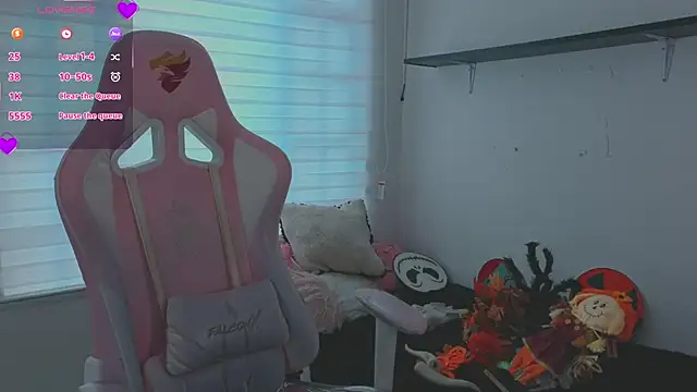 Snapshot of keyla_roberts777 chatting on October 4, 2025, 7:45 pm keyla roberts777 online show from October 4, 2025, 7:45 pm