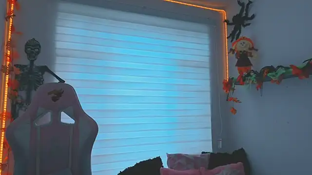 Snapshot of keyla_roberts777 chatting on October 24, 2025, 7:10 pm keyla roberts777 online show from October 24, 2025, 7:10 pm