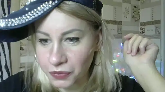 TherestlessKitty online show from January 4, 2025, 6:09 am
