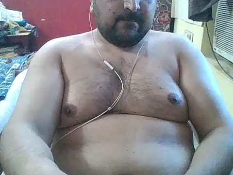 Snapshot of ARYANAVAILABLE chatting on March 13, 2026, 11:06 am ARYANAVAILABLE online show from March 13, 2026, 11:06 am