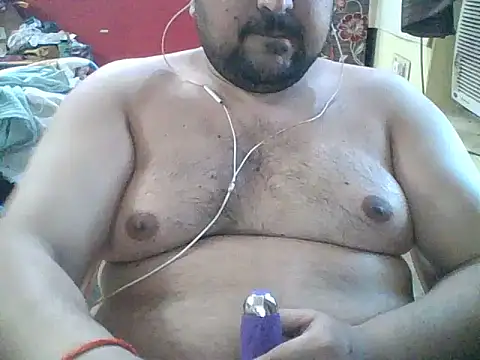 ARYANAVAILABLE online show from May 20, 2026, 11:49 am