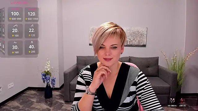 Julia Wilsone online show from October 25, 2025, 6:54 am