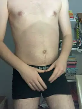 Erenn34 online show from April 21, 2026, 9:50 pm