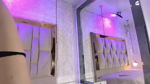 Snapshot of MadisonWood01 chatting on March 19, 2026, 2:10 pm MadisonWood01 online show from March 19, 2026, 2:10 pm