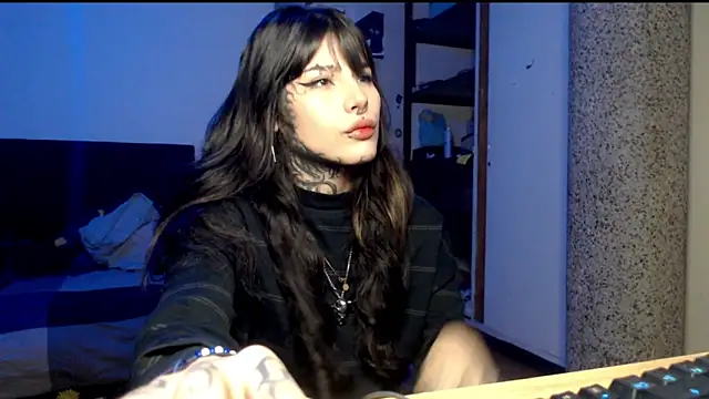 xdirtyvenomx online show from December 16, 2025, 12:59 am