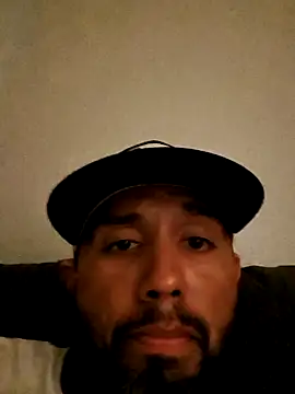 KingTulip111 online show from April 26, 2026, 4:21 am