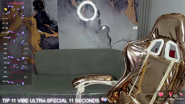 Snapshot of Cristal_v_1 chatting on March 13, 2025, 3:00 am Cristal v 1 online show from March 13, 2025, 3:00 am