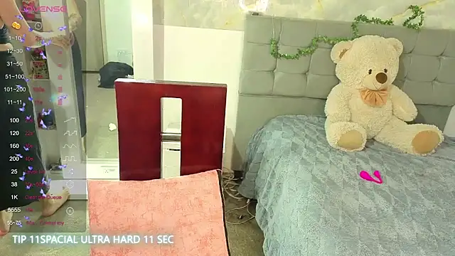 Snapshot of Cristal_v_1 chatting on May 28, 2026, 3:59 am Cristal v 1 online show from May 28, 2026, 3:59 am