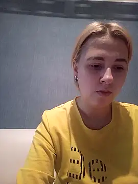 Gussie Bridie online show from December 6, 2024, 2:28 pm