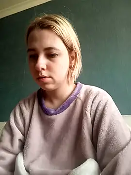 Gussie Bridie online show from February 3, 2025, 8:02 am