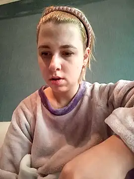 Gussie Bridie online show from February 5, 2025, 7:39 am