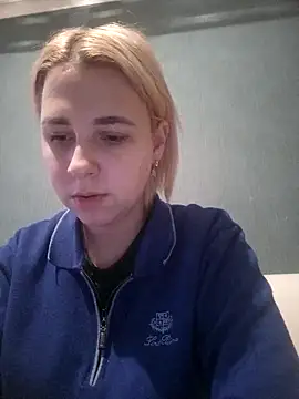 Gussie Bridie online show from February 8, 2025, 2:38 pm