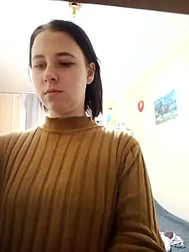 Snapshot of Gussie_Bridie chatting on October 3, 2025, 4:42 am Gussie Bridie online show from October 3, 2025, 4:42 am