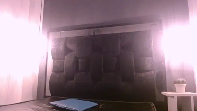 Snapshot of Jose_Smoke chatting on February 23, 2025, 3:35 am Jose Smoke online show from February 23, 2025, 3:35 am