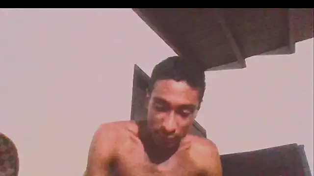 Snapshot of Jose_Smoke chatting on March 1, 2025, 4:26 am Jose Smoke online show from March 1, 2025, 4:26 am