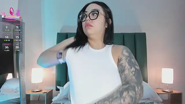 Snapshot of juicy_led_ chatting on February 27, 2026, 11:10 am juicy led online show from February 27, 2026, 11:10 am