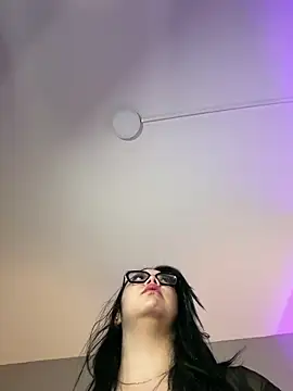 Snapshot of juicy_led_ chatting on March 18, 2026, 11:13 am juicy led online show from March 18, 2026, 11:13 am