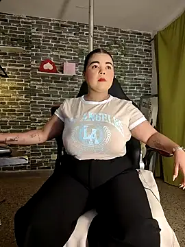 Snapshot of iam_samy_ chatting on February 4, 2025, 11:49 am iam samy  online show from February 4, 2025, 11:49 am