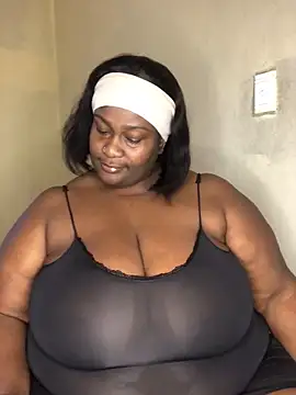 bustytitsxxx online show from April 24, 2026, 5:43 am