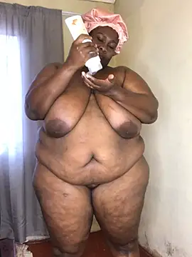 bustytitsxxx online show from June 22, 2026, 6:10 am