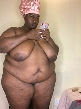 bustytitsxxx online show from June 25, 2026, 4:23 am