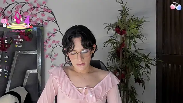 Black Rose2 online show from September 24, 2025, 12:08 pm