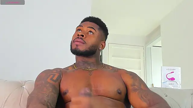 Makonneen online show from December 18, 2025, 7:42 pm