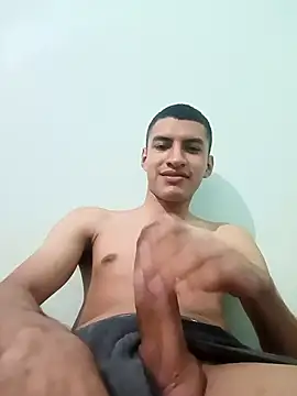 Rogersmit2 online show from May 9, 2026, 1:22 am