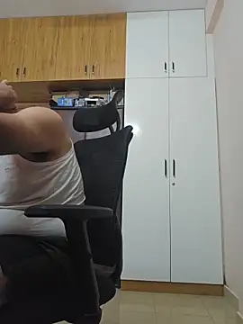 Hornie small Dick01 online show from March 11, 2026, 12:22 pm