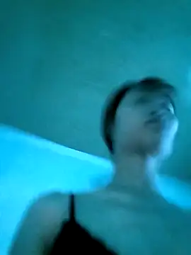 Lonalysexy online show from May 12, 2026, 1:36 am