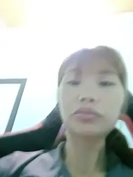 Lonalysexy online show from May 31, 2026, 11:39 pm