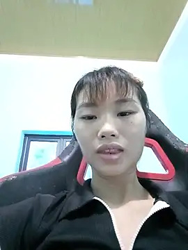 Lonalysexy online show from July 13, 2026, 8:39 am