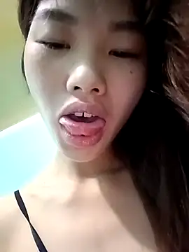 Lonalysexy online show from August 7, 2026, 12:45 am