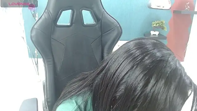 Melikasweetz online show from February 12, 2025, 5:48 pm