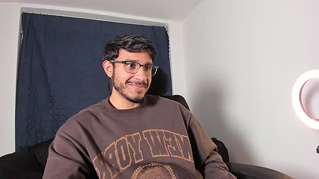 JayMarcos  online show from February 4, 2026, 11:20 pm