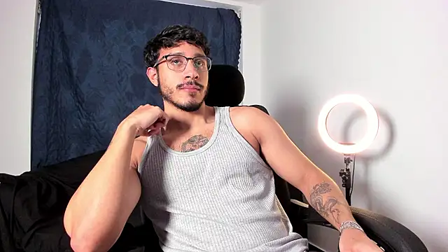 JayMarcos  online show from February 7, 2026, 11:08 pm