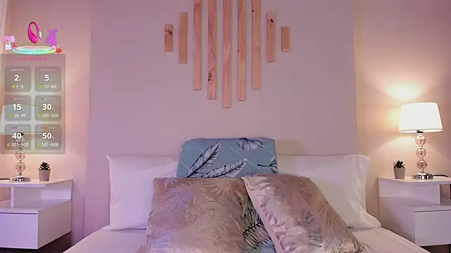 VictoriaNoah  online show from September 26, 2025, 7:29 pm