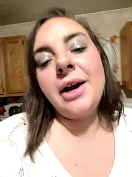 Snapshot of lairarose chatting on October 19, 2025, 9:37 pm lairarose online show from October 19, 2025, 9:37 pm