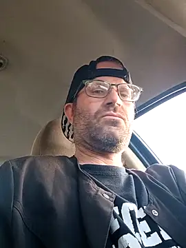 crazycam619 online show from April 28, 2026, 1:37 am