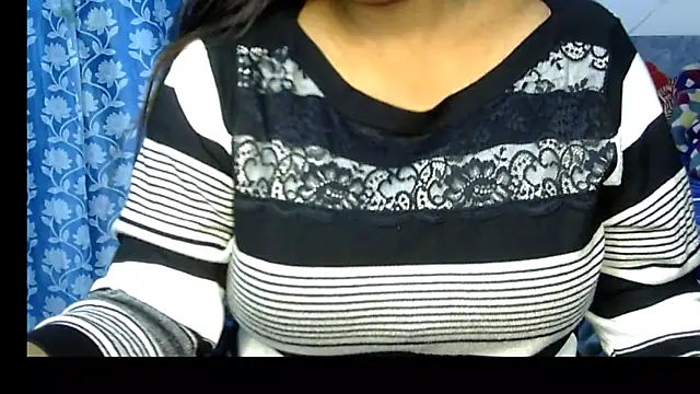 Snapshot of Radhika_Singhaniya chatting on November 20, 2025, 7:35 pm Radhika Singhaniya online show from November 20, 2025, 7:35 pm