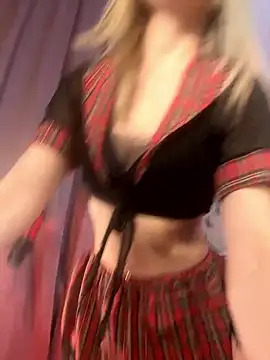 SweetCupcaks online show from January 11, 2026, 5:29 pm