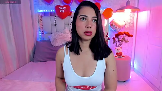 AlexandraaMillerr online show from February 20, 2025, 10:48 am