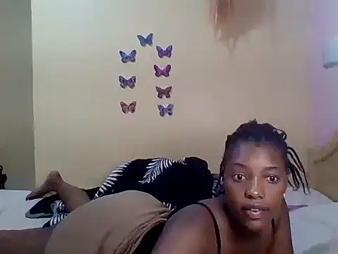 Snapshot of Zara_Twilight chatting on December 2, 2024, 5:59 pm Zara Twilight online show from December 2, 2024, 5:59 pm