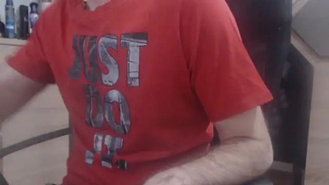 Snapshot of uncutguy01 chatting on December 30, 2024, 1:47 pm uncutguy01 online show from December 30, 2024, 1:47 pm